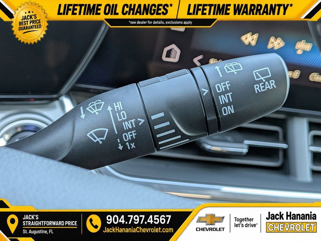 New 2026 Chevrolet Trax LT w/ Driver Confidence Package FWD image 28