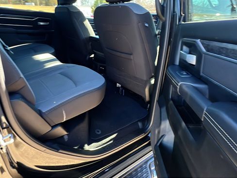 Used 2024 RAM 2500 Big Horn w/ Bed Utility Group image 22