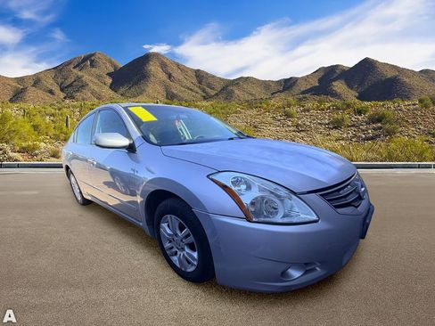 Used 2010 Nissan Altima 2.5 S FWD image 5