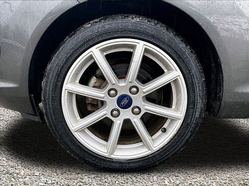 Used 2019 Ford Fiesta SE w/ Equipment Group 201A image 8