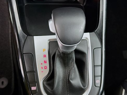 Used 2022 Kia Forte GT-Line FWD image 18