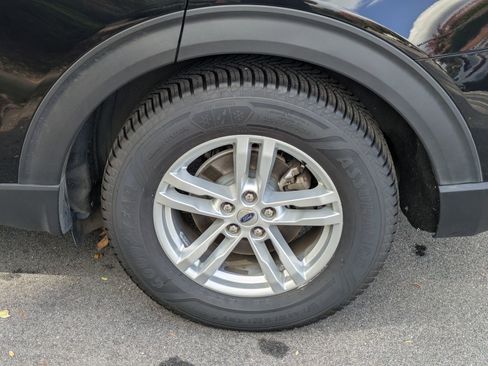 Certified 2021 Ford Explorer XLT image 8