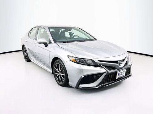 Used 2023 Toyota Camry SE w/ Protection Package (Q2) (TMS) image 1