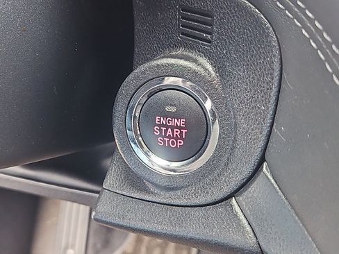 Used 2024 Subaru Outback Premium image 16