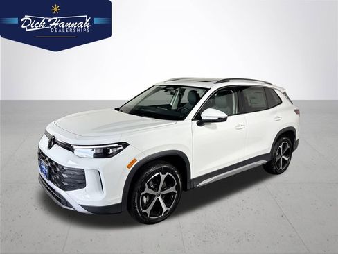 New 2026 Volkswagen Tiguan SE image 1