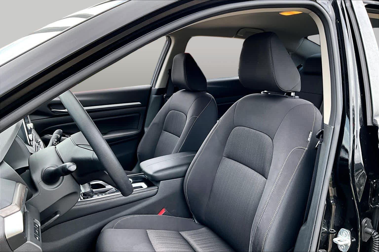 Certified 2023 Nissan Altima 2.5 SV FWD image 8