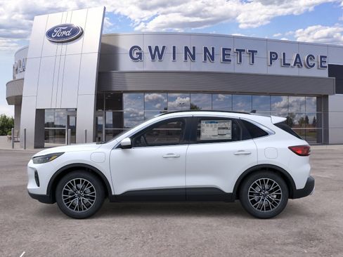 New 2025 Ford Escape SE w/ PHEV Premium Package FWD image 26