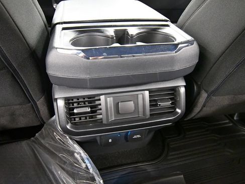 Used 2022 Ford F150 XLT w/ Equipment Group 302A High AWD/4WD image 16