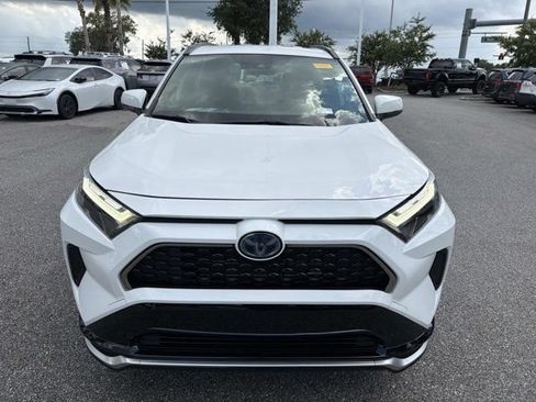 Certified 2024 Toyota RAV4 SE AWD/4WD image 6