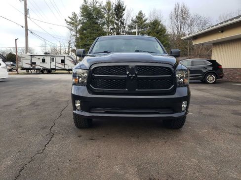 Used 2017 RAM 1500 Express w/ Black Ram 1500 Express Group image 2