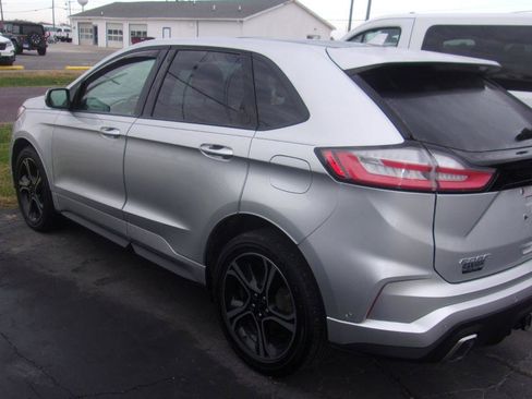 Used 2019 Ford Edge ST w/ Equipment Group 401A AWD/4WD image 2