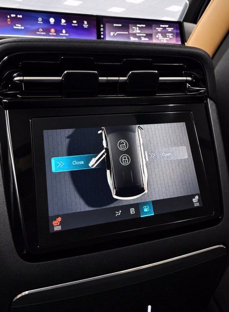 Used 2025 Cadillac Escalade IQ Sport 2 w/ LPO, ONYX Package AWD/4WD image 73