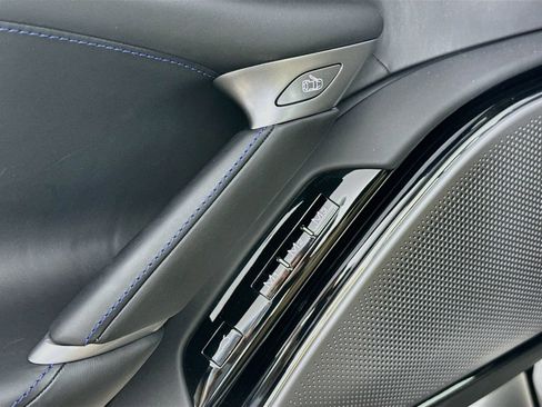 Used 2025 Ferrari Roma Spider RWD image 18
