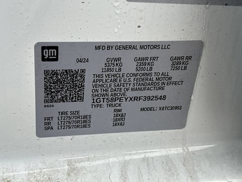 Used 2024 GMC Sierra 3500 Pro RWD image 27
