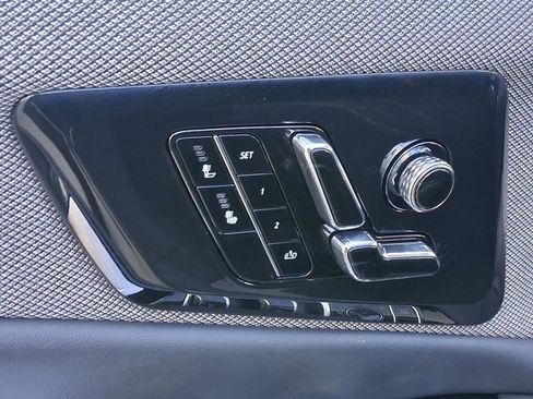 New 2026 Cadillac Optiq Luxury 1 image 19