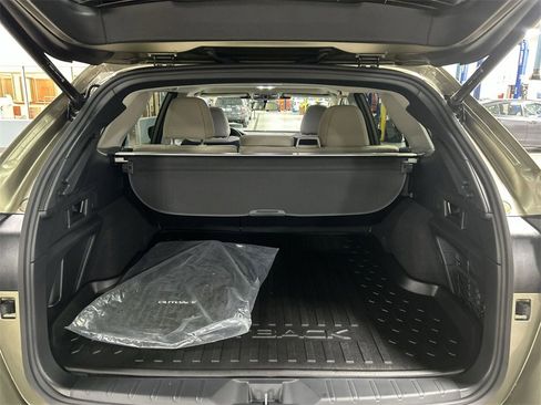 Certified 2025 Subaru Outback Premium image 27