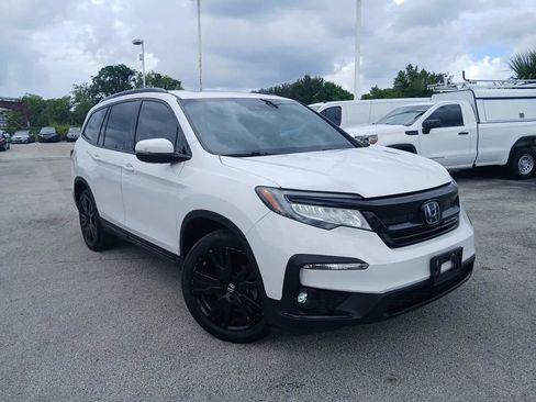 Used 2022 Honda Pilot Black Edition image 2