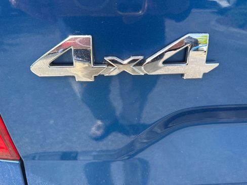 Used 2018 Toyota Tundra Limited w/ Limited Premium Package image 9