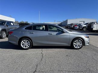 Used 2024 Chevrolet Malibu LT video 2