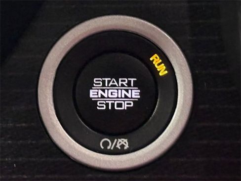 Used 2022 RAM 1500 Limited w/ Off-Road Group image 19