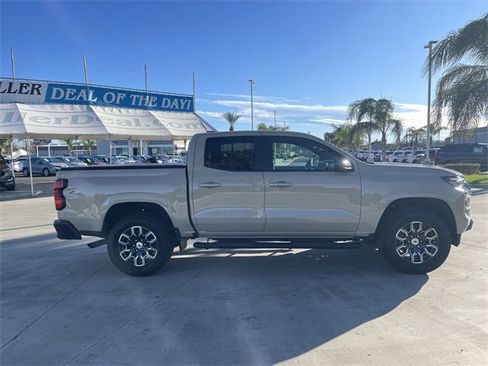 Used 2024 Chevrolet Colorado Z71 w/ Z71 Convenience Package 2 image 9