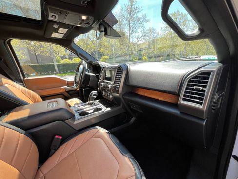 Used 2017 Ford F150 Limited w/ Trailer Tow Package image 30