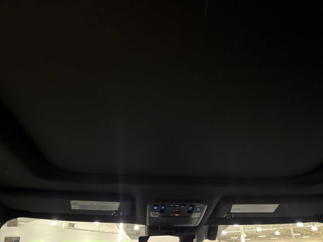 Used 2024 Toyota Tundra Platinum AWD/4WD image 26