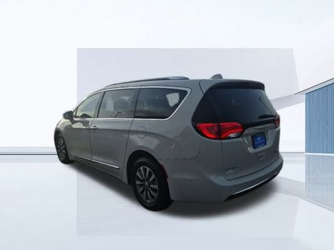 Used 2020 Chrysler Pacifica Limited w/ Advanced Safetytec Group image 7