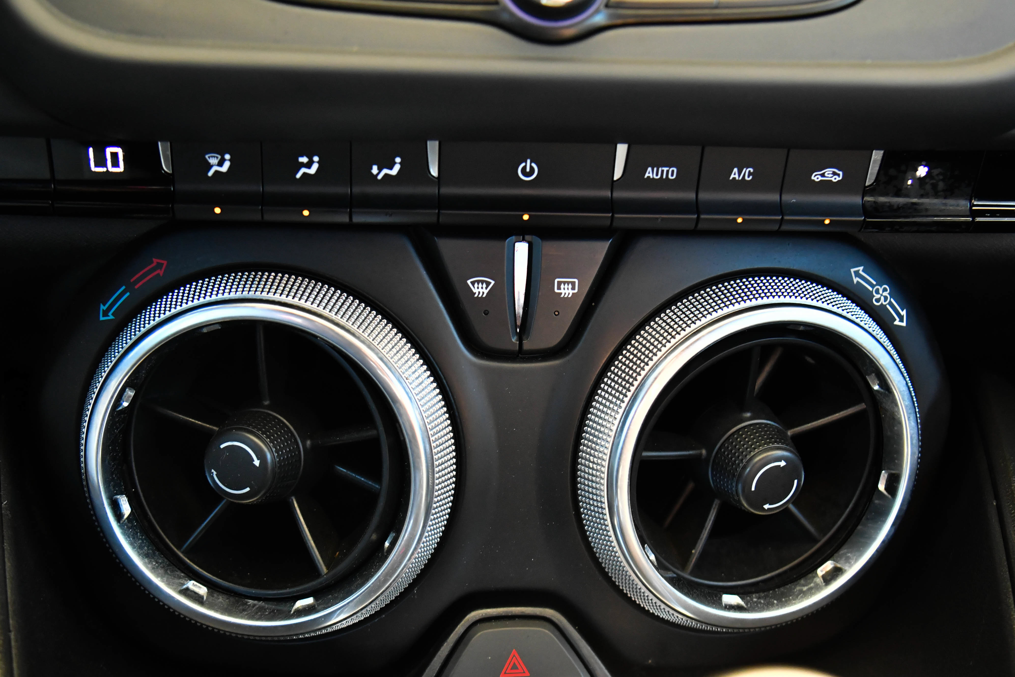 Used 2023 Chevrolet Camaro LT RWD image 21