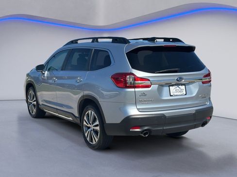 Used 2022 Subaru Ascent Limited AWD/4WD image 3