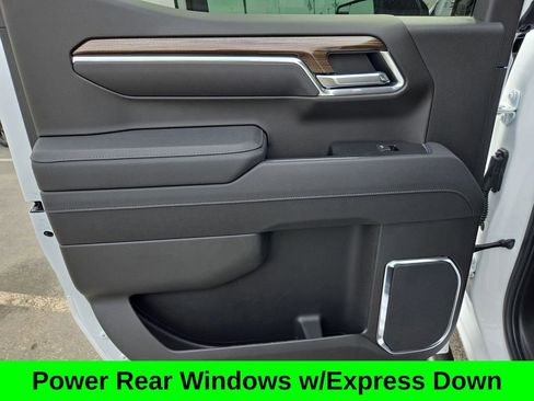 Used 2026 Chevrolet Silverado 1500 LT Trail Boss w/ Convenience Package II image 17