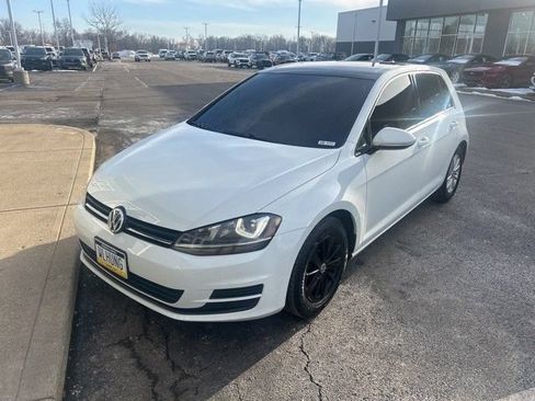 Used 2015 Volkswagen Golf S FWD image 5