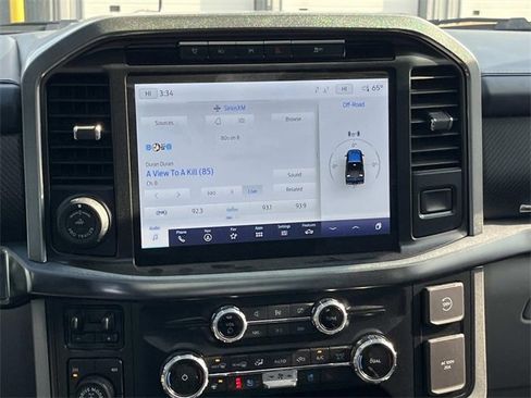 Used 2023 Ford F150 Limited image 16