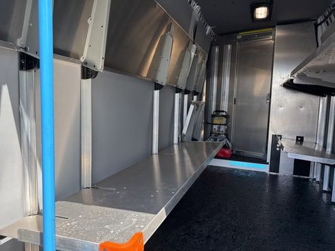Used 2024 RAM ProMaster 3500 w/ Delivery Van Package image 7