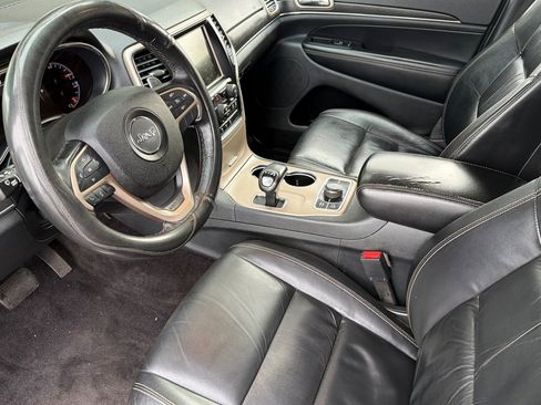 Used 2015 Jeep Grand Cherokee Limited w/ Trailer Tow Group IV image 9