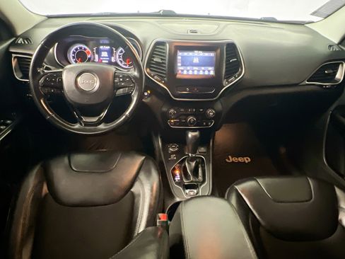 Used 2020 Jeep Cherokee Latitude Plus image 30