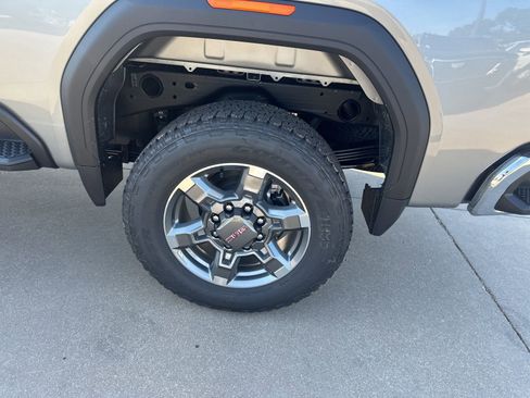 New 2026 GMC Sierra 2500 SLE w/ SLE Value Package; image 15