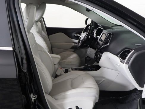 Used 2021 Jeep Cherokee Latitude Lux AWD/4WD image 22