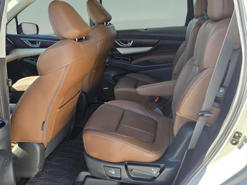 Used 2019 Subaru Ascent Touring w/ Popular Package #2A image 10