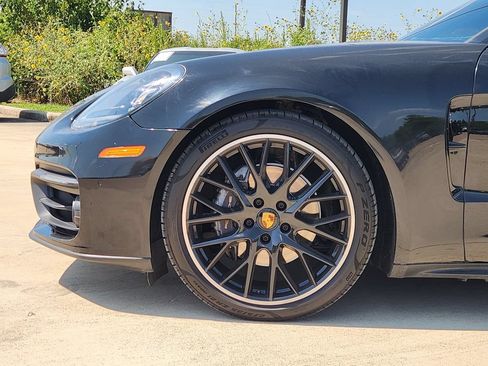 Used 2023 Porsche Panamera 4 AWD/4WD image 9