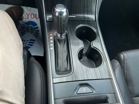 Used 2016 Chevrolet Impala LT w/ Convenience Package image 21