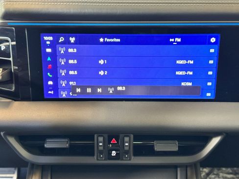 Certified 2024 Porsche Macan Turbo Electric image 15