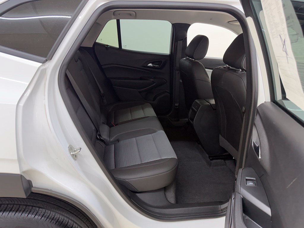 Used 2026 Chevrolet Trax LT w/ Driver Confidence Package FWD image 14