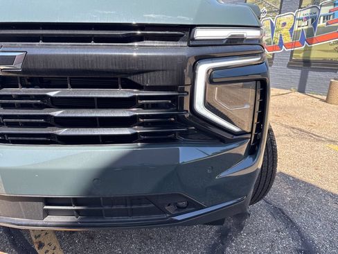 New 2026 Chevrolet Suburban RST w/ Advanced Technology Package AWD/4WD image 3