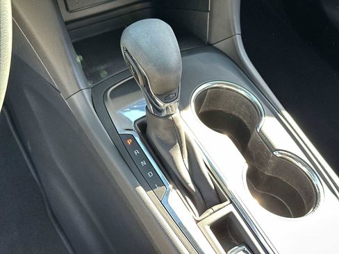 Certified 2023 Chevrolet Equinox LS w/ LS Convenience Package image 23