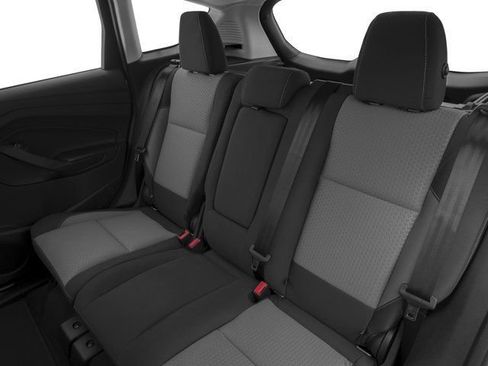 Used 2017 Ford C-MAX Titanium FWD image 14