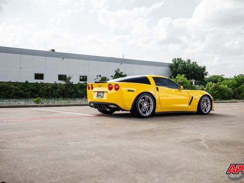 Used 2008 Chevrolet Corvette Z06 w/ Preferred Equipment Group RWD image 37