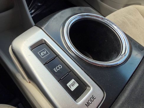 Used 2012 Toyota Prius V Two FWD image 52