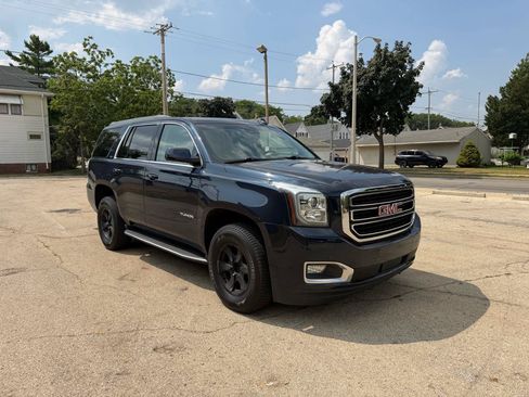 Used 2019 GMC Yukon SLT w/ HD Trailering Package AWD/4WD image 1