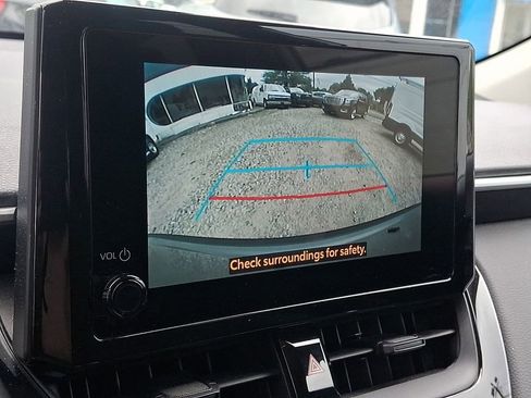 Used 2023 Toyota Corolla Cross LE AWD/4WD image 17